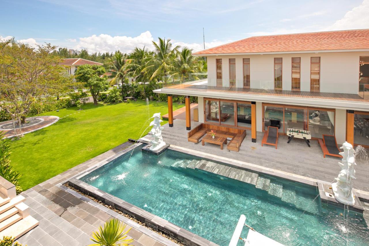 Deluxe Beach Villas By Danatrip Da Nang Eksteriør billede