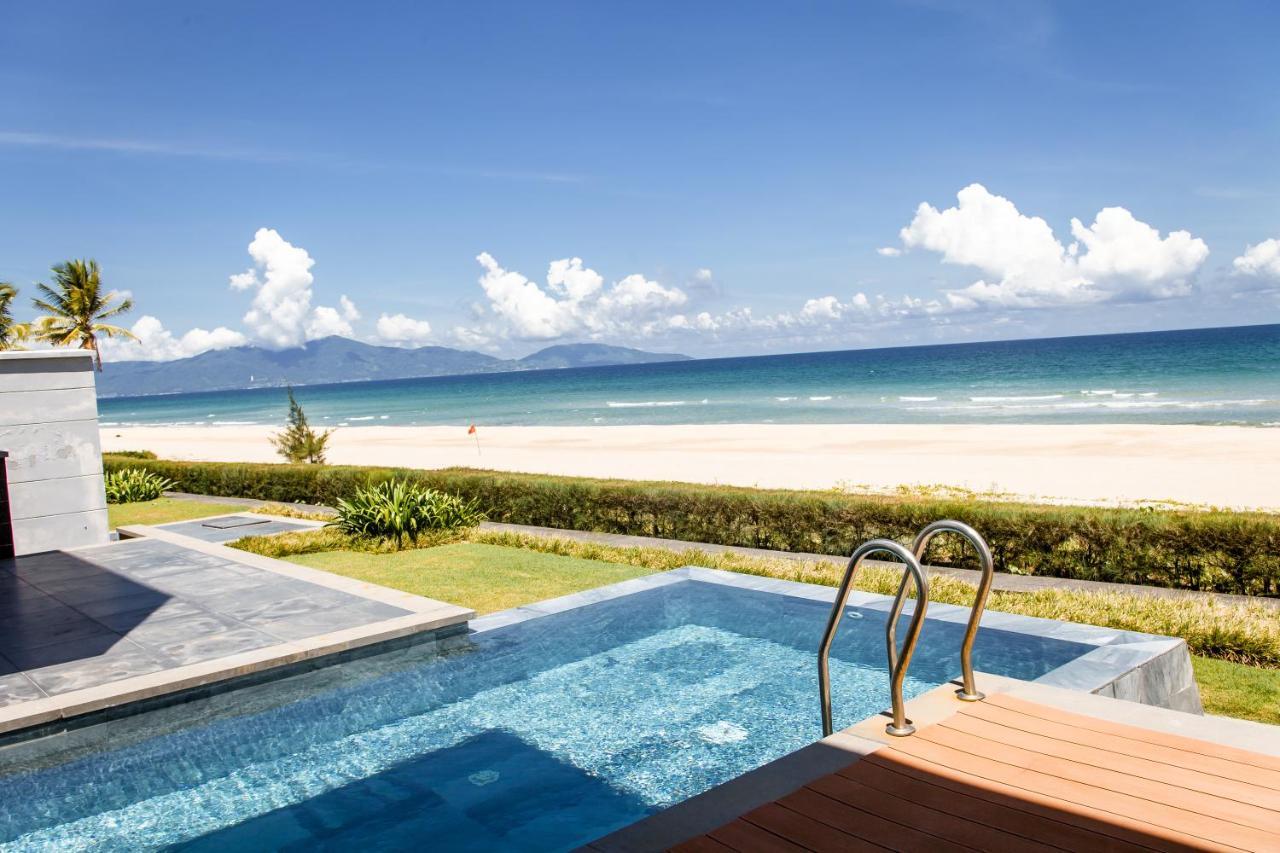 Deluxe Beach Villas By Danatrip Da Nang Eksteriør billede