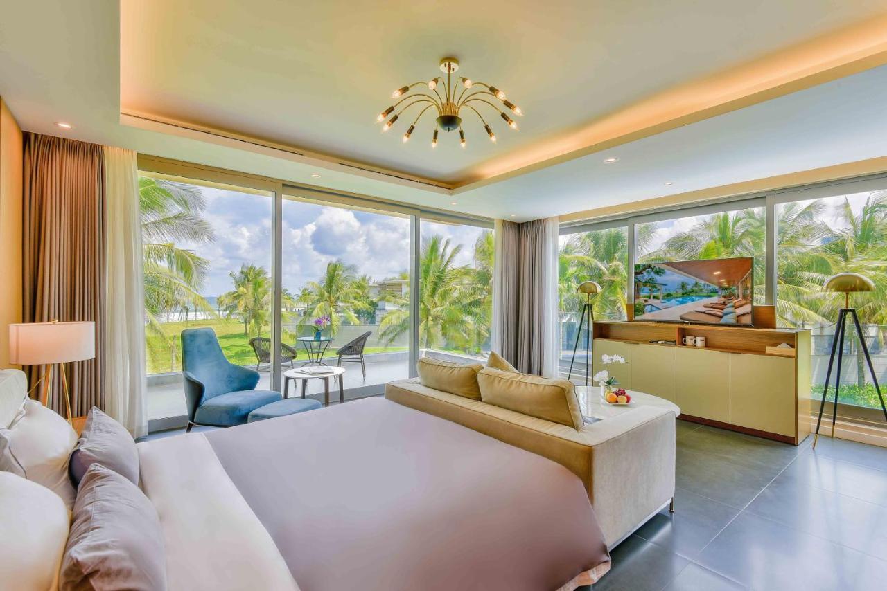 Deluxe Beach Villas By Danatrip Da Nang Eksteriør billede