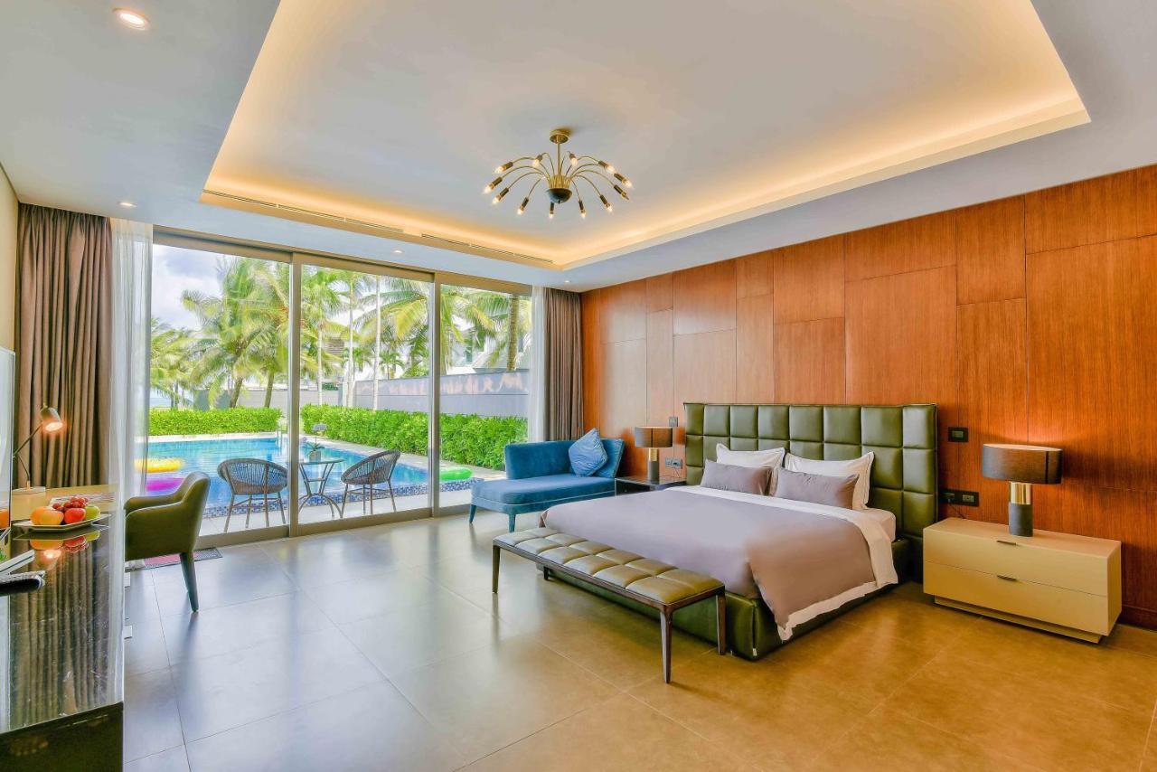 Deluxe Beach Villas By Danatrip Da Nang Eksteriør billede