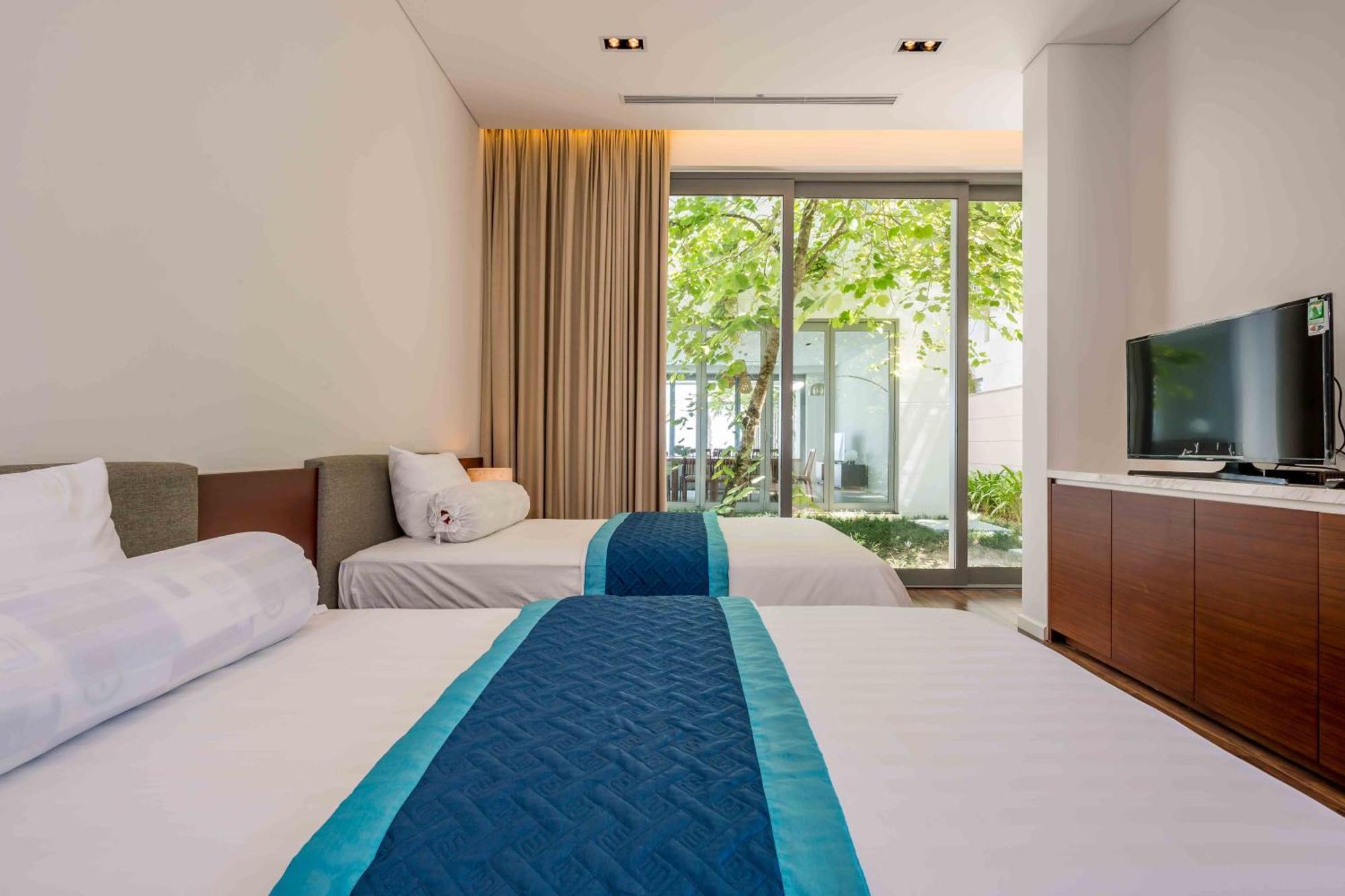 Deluxe Beach Villas By Danatrip Da Nang Eksteriør billede