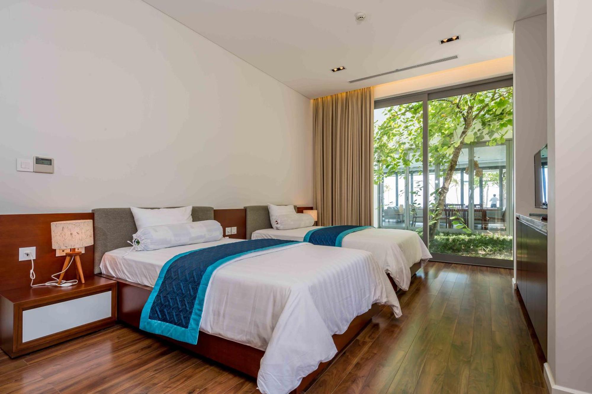 Deluxe Beach Villas By Danatrip Da Nang Eksteriør billede