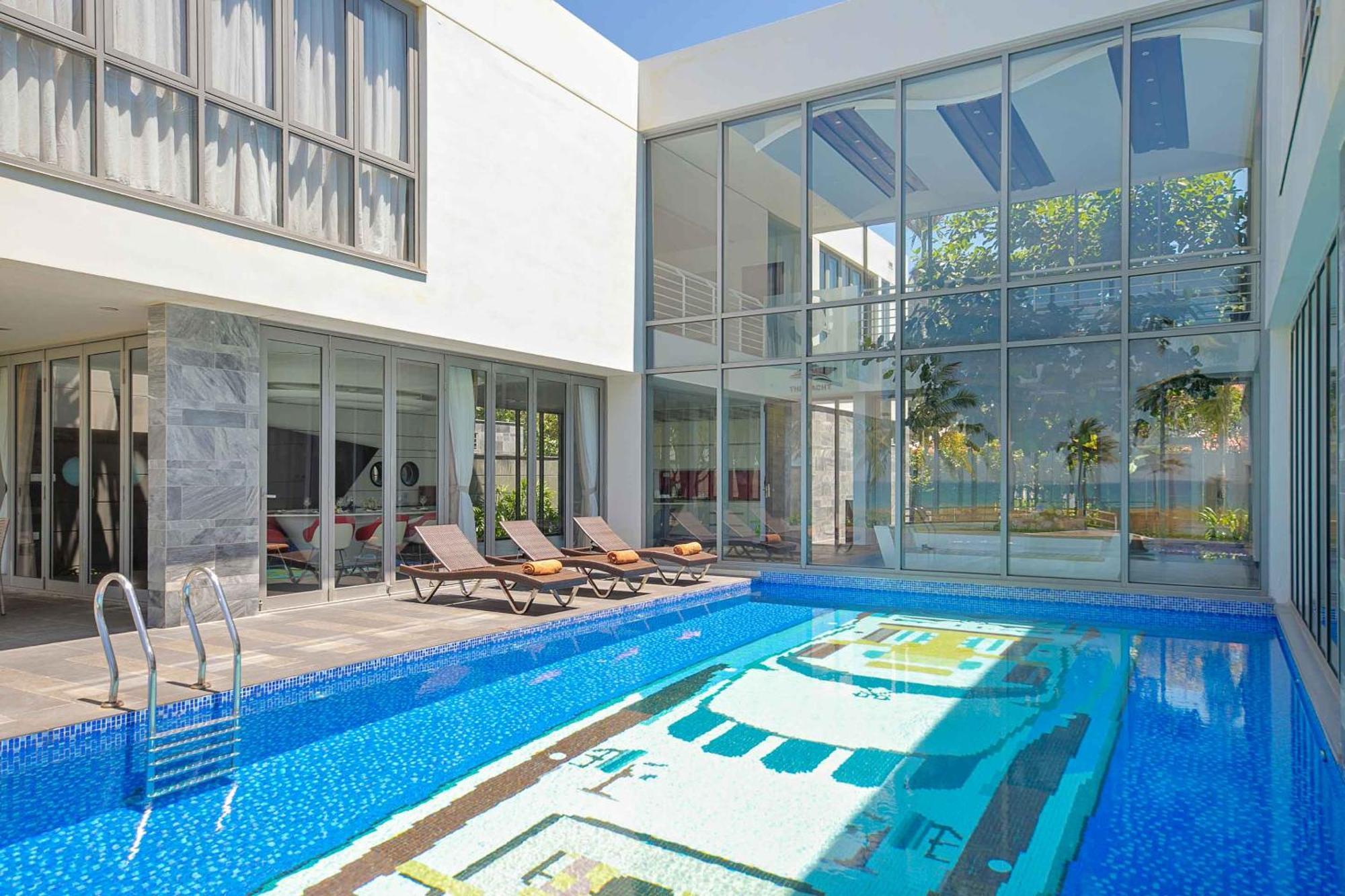 Deluxe Beach Villas By Danatrip Da Nang Eksteriør billede