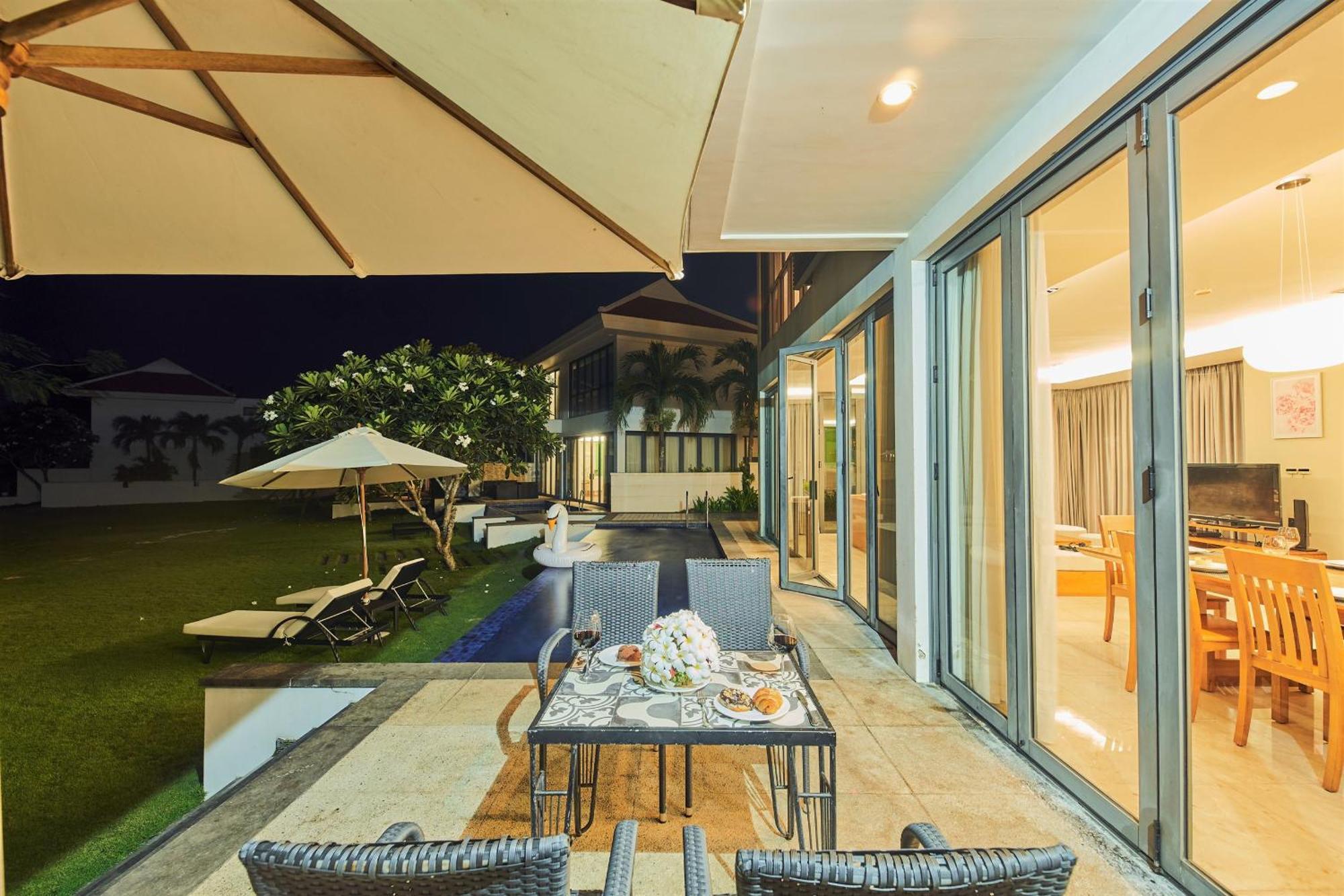 Deluxe Beach Villas By Danatrip Da Nang Værelse billede